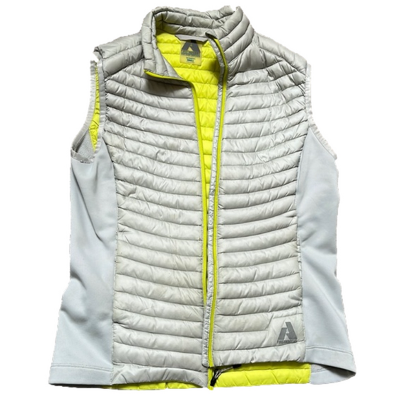 Jackets & Blazers - Eddie Bauer down vest